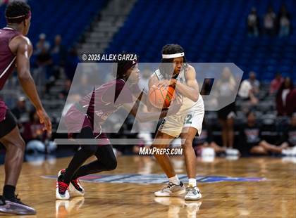 Thumbnail 2 in Waco Meyer vs. Hearne (UIL 2A Basketball Division I Final) photogallery.