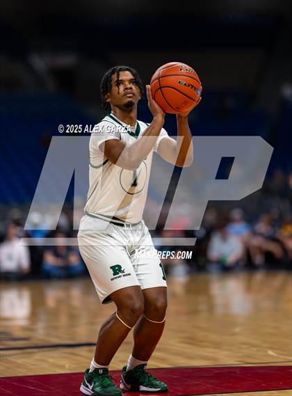 Thumbnail 1 in Waco Meyer vs. Hearne (UIL 2A Basketball Division I Final) photogallery.
