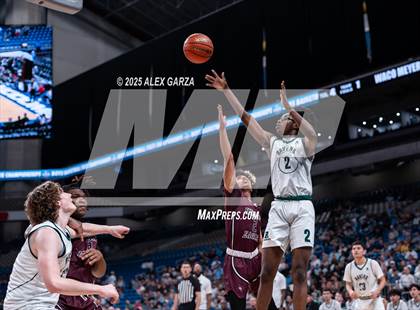 Thumbnail 1 in Waco Meyer vs. Hearne (UIL 2A Basketball Division I Final) photogallery.