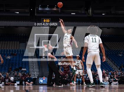 Thumbnail 3 in Waco Meyer vs. Hearne (UIL 2A Basketball Division I Final) photogallery.