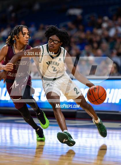 Thumbnail 2 in Waco Meyer vs. Hearne (UIL 2A Basketball Division I Final) photogallery.