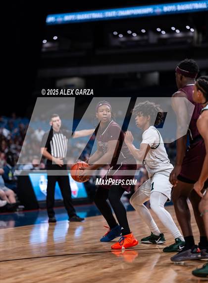 Thumbnail 3 in Waco Meyer vs. Hearne (UIL 2A Basketball Division I Final) photogallery.