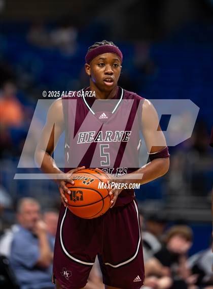 Thumbnail 3 in Waco Meyer vs. Hearne (UIL 2A Basketball Division I Final) photogallery.