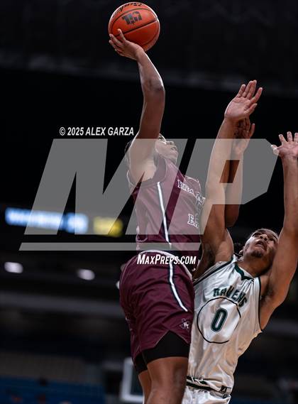 Thumbnail 1 in Waco Meyer vs. Hearne (UIL 2A Basketball Division I Final) photogallery.