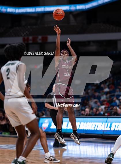 Thumbnail 3 in Waco Meyer vs. Hearne (UIL 2A Basketball Division I Final) photogallery.