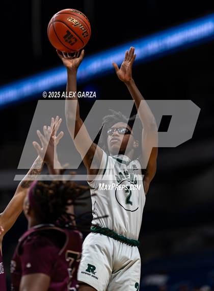 Thumbnail 3 in Waco Meyer vs. Hearne (UIL 2A Basketball Division I Final) photogallery.