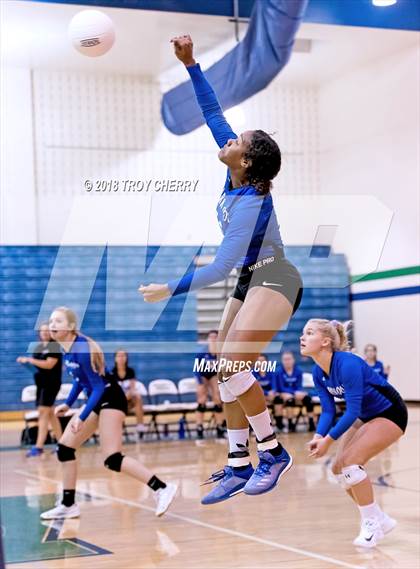 Thumbnail 1 in Parkwood @ Weddington photogallery.