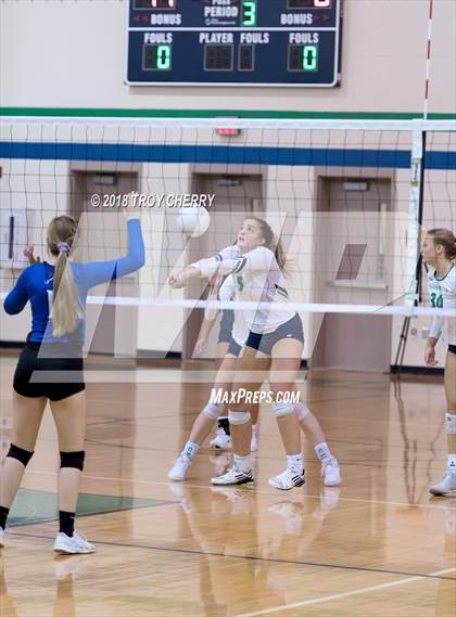 Thumbnail 1 in Parkwood @ Weddington photogallery.