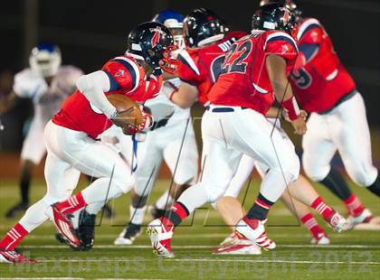 Thumbnail 2 in Tyler vs. Centennial (UIL 4A Division 1 Quarterfinal Playoff) photogallery.