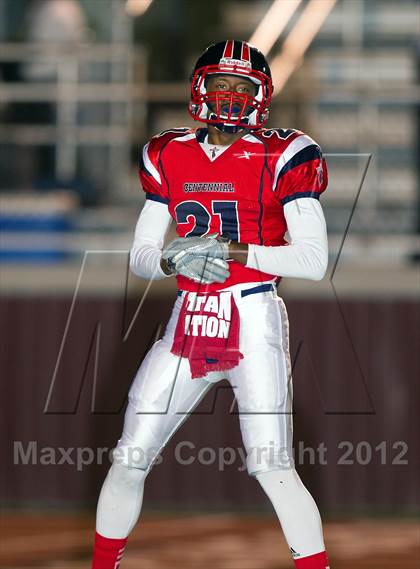 Thumbnail 1 in Tyler vs. Centennial (UIL 4A Division 1 Quarterfinal Playoff) photogallery.