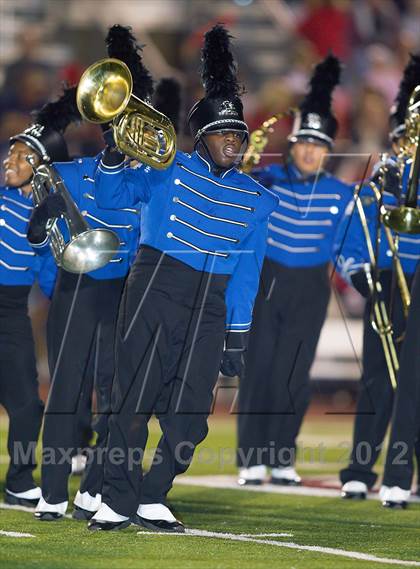 Thumbnail 1 in Tyler vs. Centennial (UIL 4A Division 1 Quarterfinal Playoff) photogallery.
