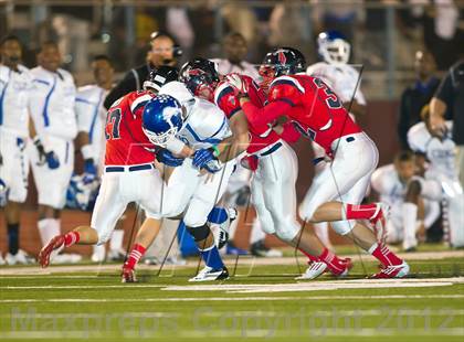 Thumbnail 2 in Tyler vs. Centennial (UIL 4A Division 1 Quarterfinal Playoff) photogallery.