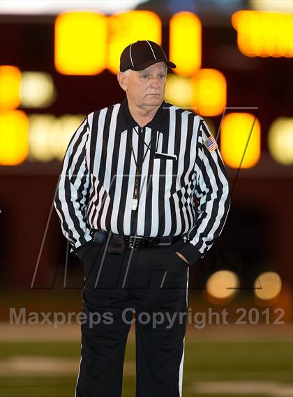 Thumbnail 3 in Tyler vs. Centennial (UIL 4A Division 1 Quarterfinal Playoff) photogallery.