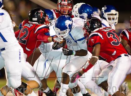 Thumbnail 3 in Tyler vs. Centennial (UIL 4A Division 1 Quarterfinal Playoff) photogallery.