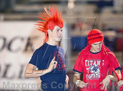 Thumbnail 2 in Tyler vs. Centennial (UIL 4A Division 1 Quarterfinal Playoff) photogallery.