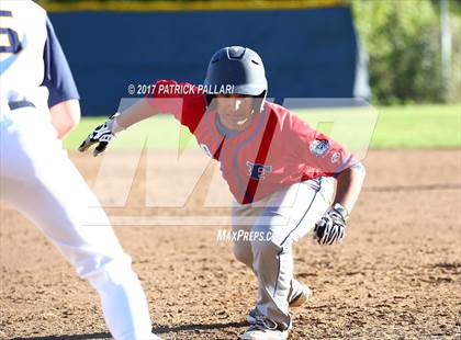 Thumbnail 2 in Folsom @ Oak Ridge photogallery.