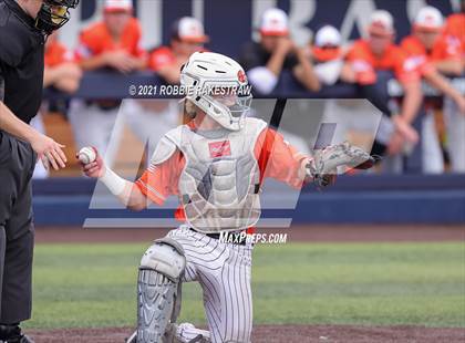 Thumbnail 2 in Rockwall vs. Rockwall-Heath (UIL 6A Regional Finals Game 3) photogallery.