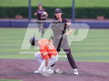 Thumbnail 1 in Rockwall vs. Rockwall-Heath (UIL 6A Regional Finals Game 3) photogallery.