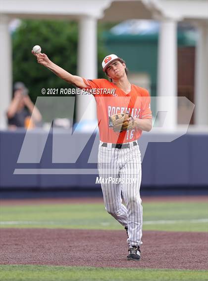 Thumbnail 3 in Rockwall vs. Rockwall-Heath (UIL 6A Regional Finals Game 3) photogallery.