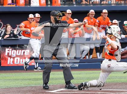 Thumbnail 3 in Rockwall vs. Rockwall-Heath (UIL 6A Regional Finals Game 3) photogallery.