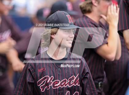 Thumbnail 3 in Rockwall vs. Rockwall-Heath (UIL 6A Regional Finals Game 3) photogallery.