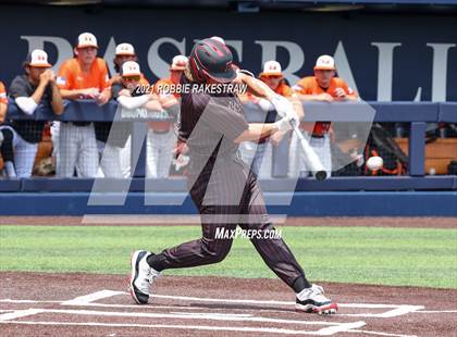 Thumbnail 3 in Rockwall vs. Rockwall-Heath (UIL 6A Regional Finals Game 3) photogallery.