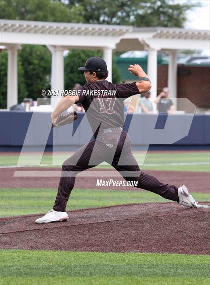Thumbnail 1 in Rockwall vs. Rockwall-Heath (UIL 6A Regional Finals Game 3) photogallery.