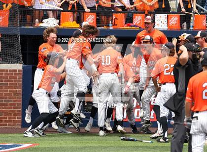 Thumbnail 2 in Rockwall vs. Rockwall-Heath (UIL 6A Regional Finals Game 3) photogallery.
