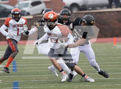 Thumbnail 2 in Arapahoe vs. Lakewood (CHSAA 5A First Round) photogallery.