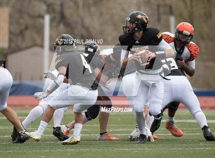 Thumbnail 3 in Arapahoe vs. Lakewood (CHSAA 5A First Round) photogallery.