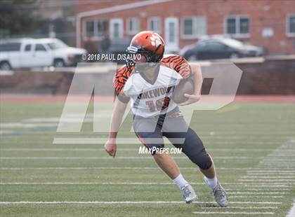 Thumbnail 3 in Arapahoe vs. Lakewood (CHSAA 5A First Round) photogallery.