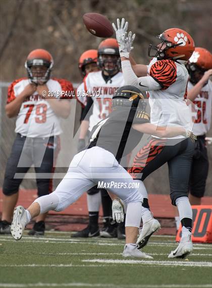 Thumbnail 1 in Arapahoe vs. Lakewood (CHSAA 5A First Round) photogallery.