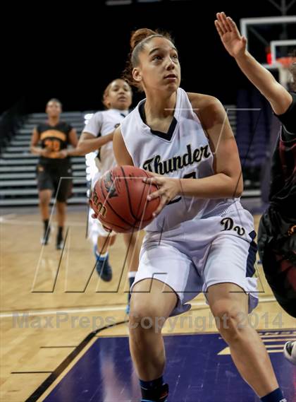 Thumbnail 1 in Mountain Pointe vs. Desert Vista (MLK Basketball Classic) photogallery.
