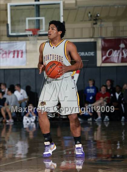 Thumbnail 3 in Montverde Academy vs St. Benedicts (City of Palms Classic) photogallery.