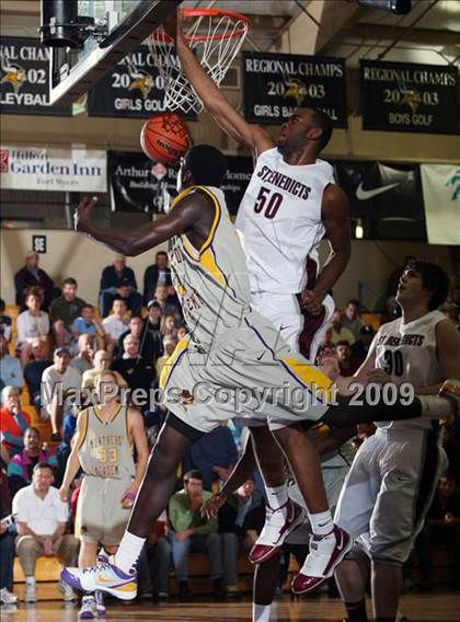Thumbnail 3 in Montverde Academy vs St. Benedicts (City of Palms Classic) photogallery.