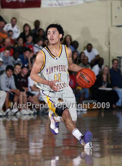 Thumbnail 1 in Montverde Academy vs St. Benedicts (City of Palms Classic) photogallery.