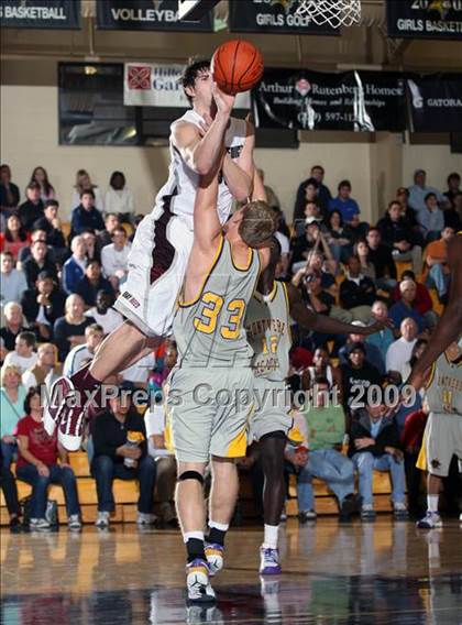 Thumbnail 3 in Montverde Academy vs St. Benedicts (City of Palms Classic) photogallery.