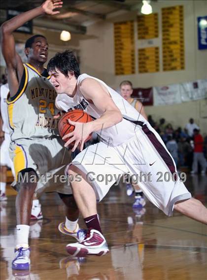 Thumbnail 1 in Montverde Academy vs St. Benedicts (City of Palms Classic) photogallery.
