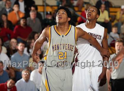 Thumbnail 1 in Montverde Academy vs St. Benedicts (City of Palms Classic) photogallery.