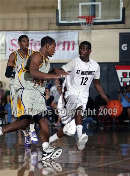 Thumbnail 1 in Montverde Academy vs St. Benedicts (City of Palms Classic) photogallery.