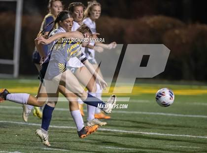 Thumbnail 2 in Pembroke vs Bow (NHIAA D2 Semifinal) photogallery.