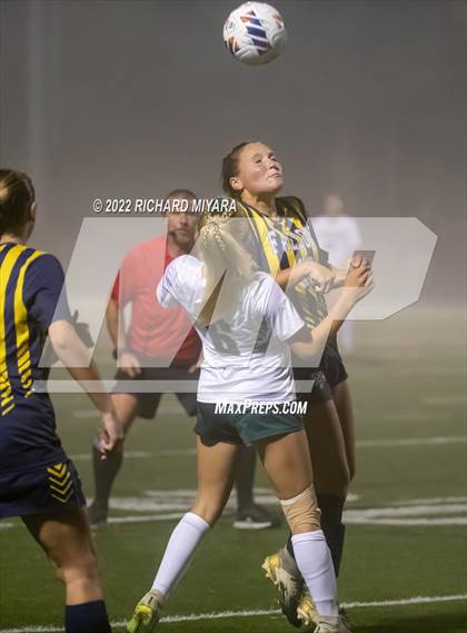 Thumbnail 1 in Pembroke vs Bow (NHIAA D2 Semifinal) photogallery.
