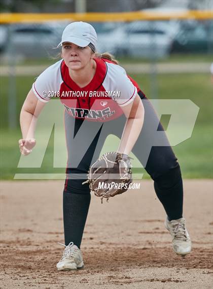 Thumbnail 2 in Woodcreek vs. Antelope (Preseason Tournament) photogallery.
