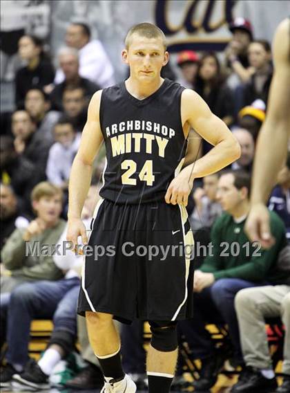 Thumbnail 3 in De La Salle vs. Archbishop Mitty (Martin Luther King Classic) photogallery.