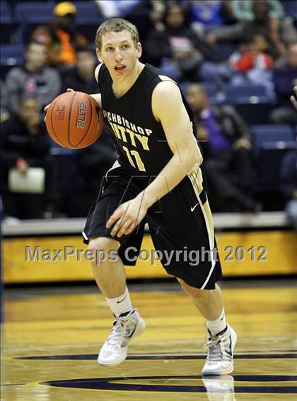 Thumbnail 1 in De La Salle vs. Archbishop Mitty (Martin Luther King Classic) photogallery.