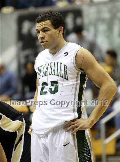 Thumbnail 1 in De La Salle vs. Archbishop Mitty (Martin Luther King Classic) photogallery.