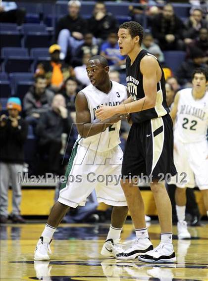 Thumbnail 1 in De La Salle vs. Archbishop Mitty (Martin Luther King Classic) photogallery.