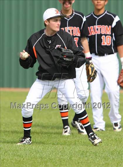 Thumbnail 2 in Haltom @ MacArthur photogallery.