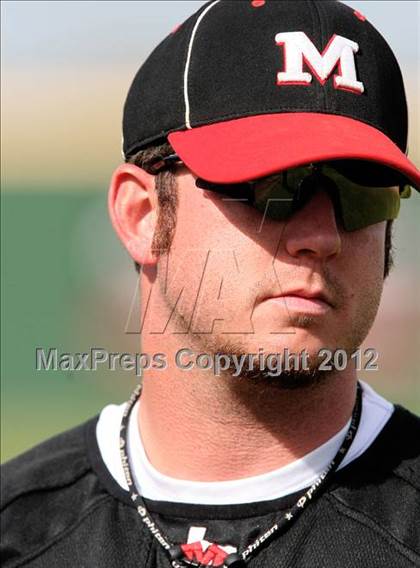 Thumbnail 1 in Haltom @ MacArthur photogallery.