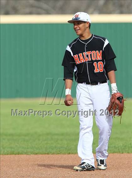 Thumbnail 2 in Haltom @ MacArthur photogallery.
